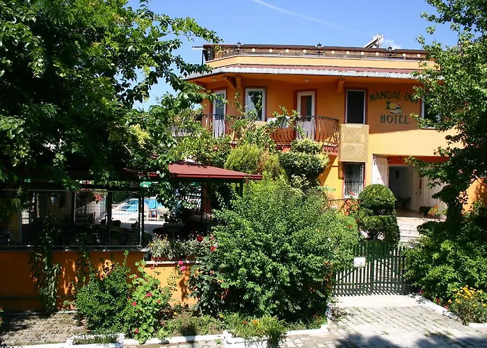 Pet friendly Mandalinn Hotel Dalyan