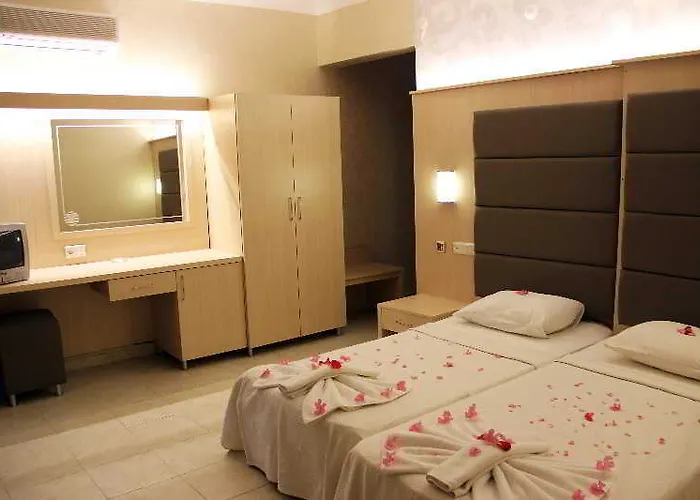 Ozcan Beach Hotel Turunç