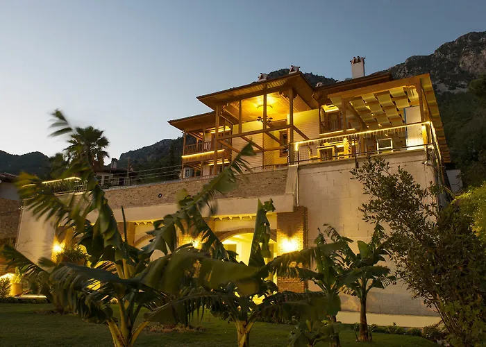 Hotel Azmakhan Akyaka 