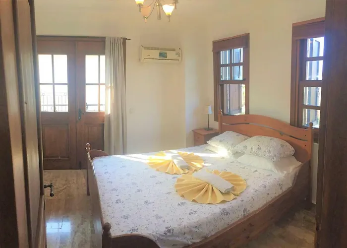 Villa Avalon Dalyan mit Pool